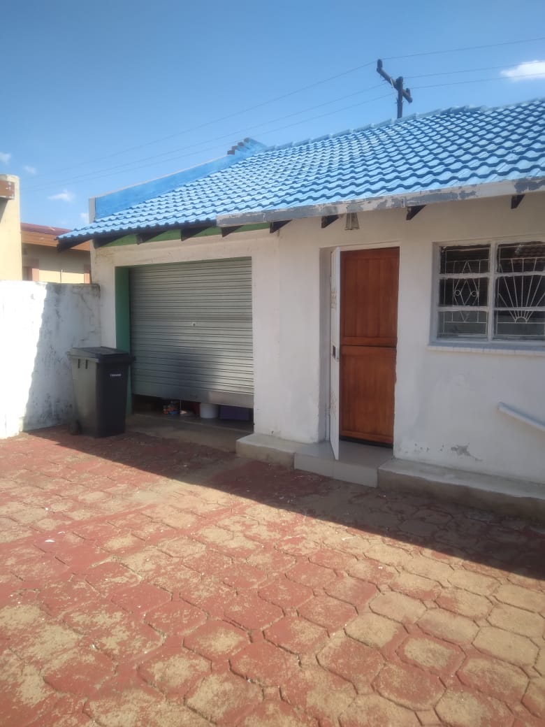 2 Bedroom Property for Sale in Mabopane Unit B North West